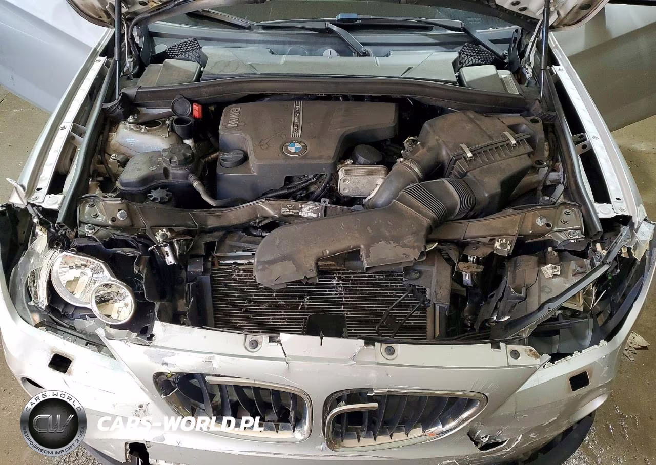 2014 BMW X1 xDrive28I VIN:WBAVL1C51EVY21576 - 12