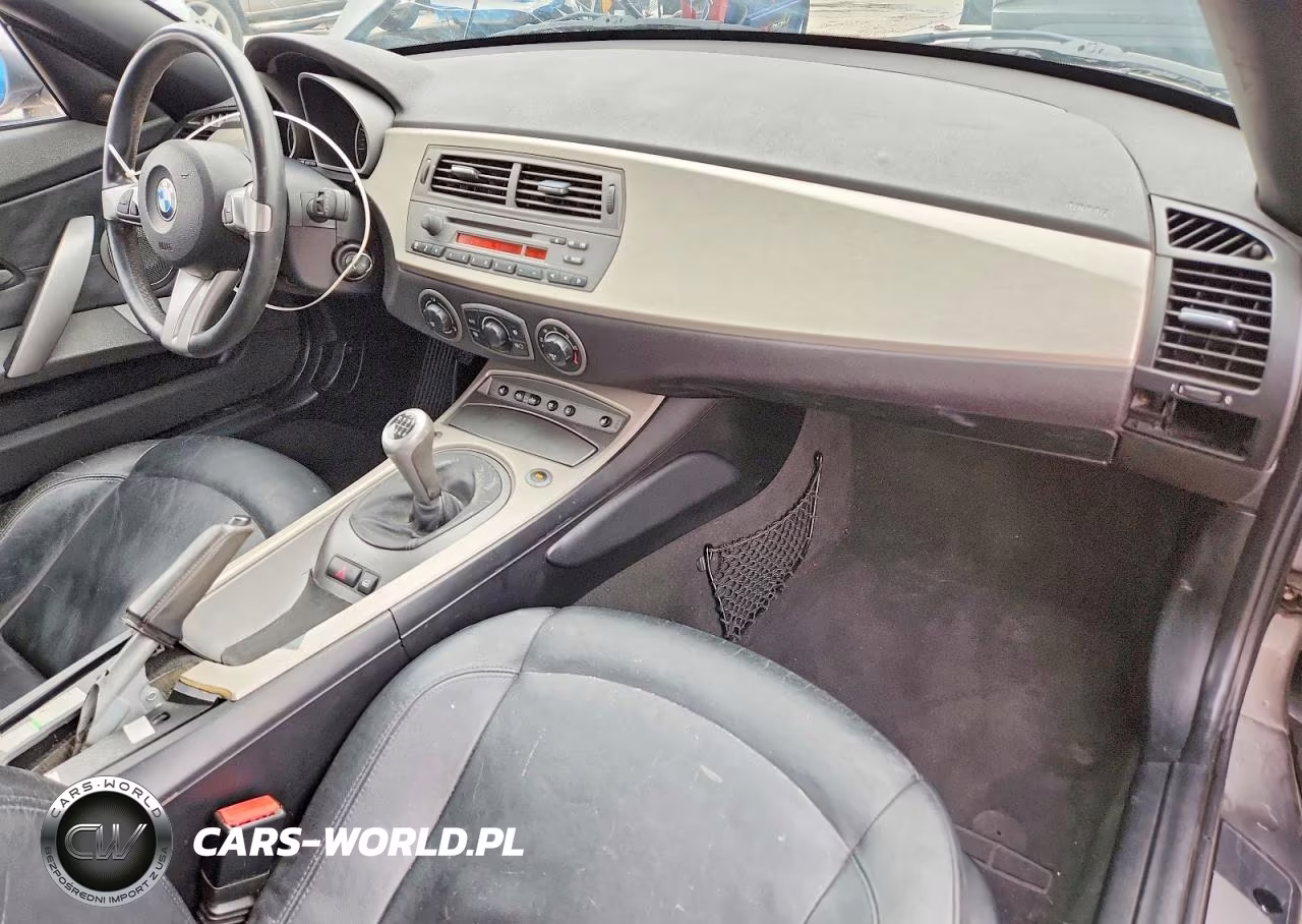 2004 BMW Z4 3.0 VIN:4USBT53564LT27229 - 8