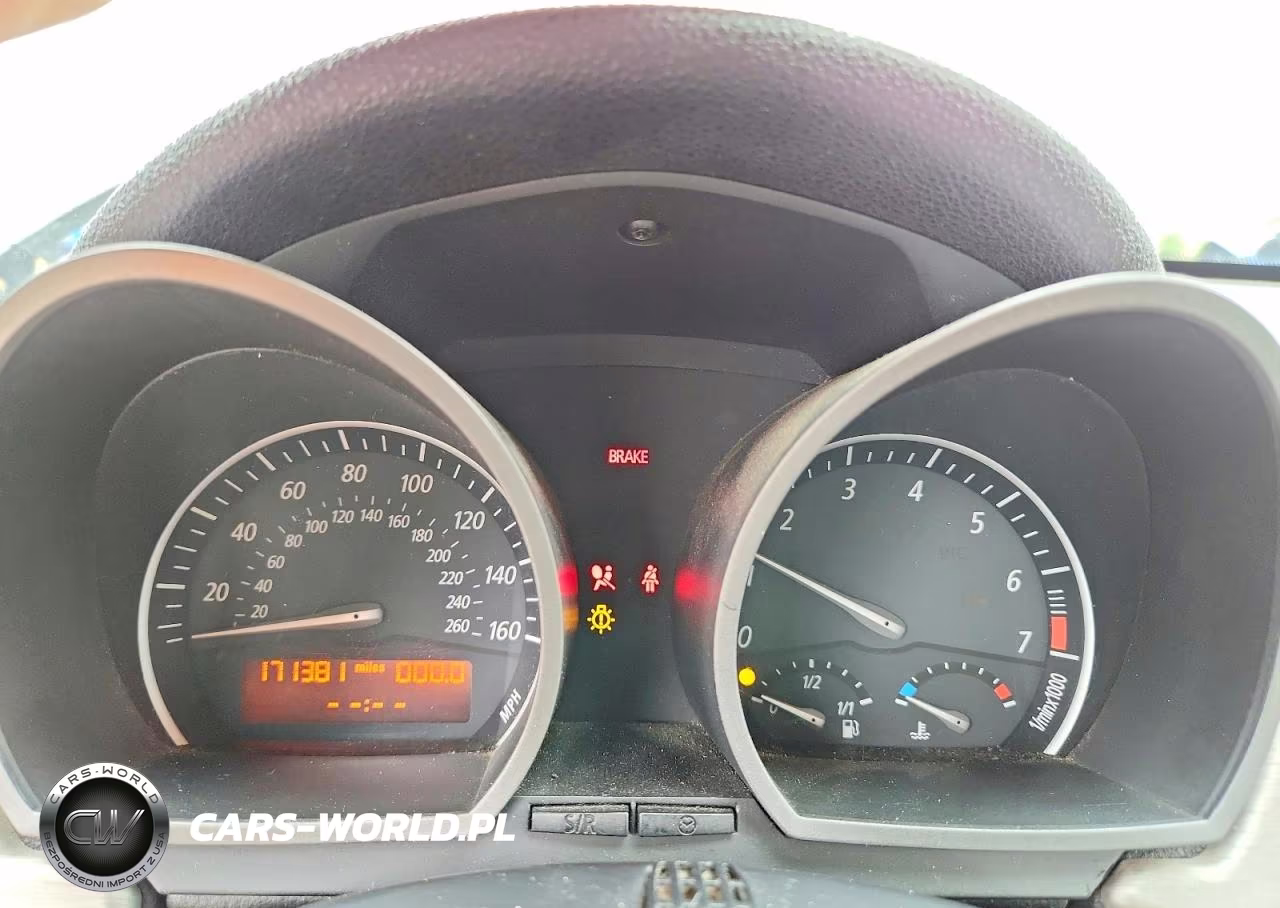 2004 BMW Z4 3.0 VIN:4USBT53564LT27229 - 9