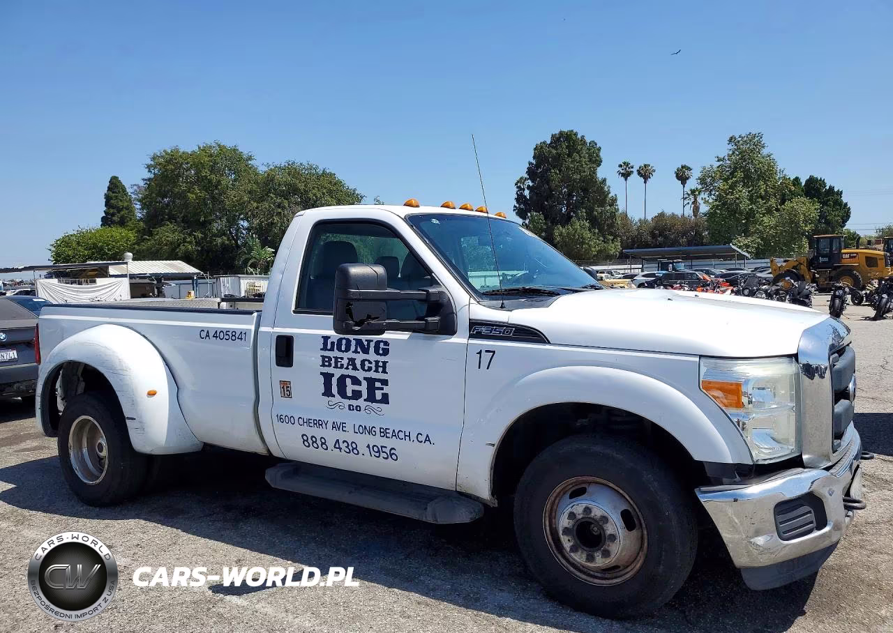 2015 Ford F350 Super Duty VIN:1FTRF3C66FED67617 - 4