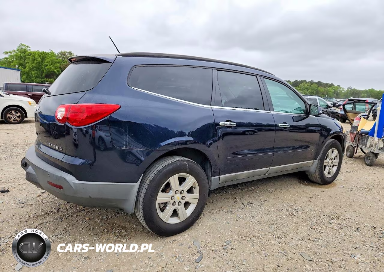 2010 Chevrolet Traverse VIN:1GNLRFED5AS110511 - 3