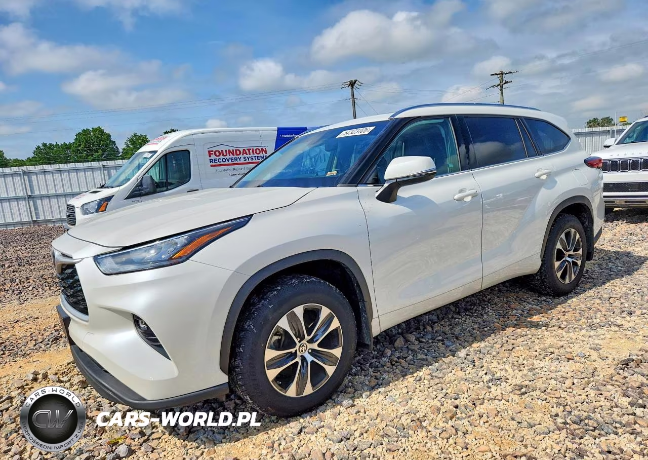 2020 Toyota Highlander Xle – zdjęcie 1 z 13