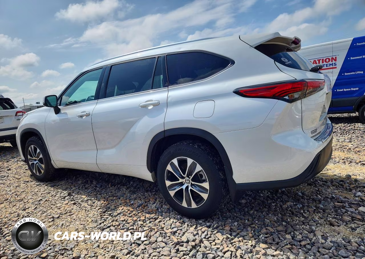 2020 Toyota Highlander Xle VIN:5TDGZRBH0LS518056 - 2