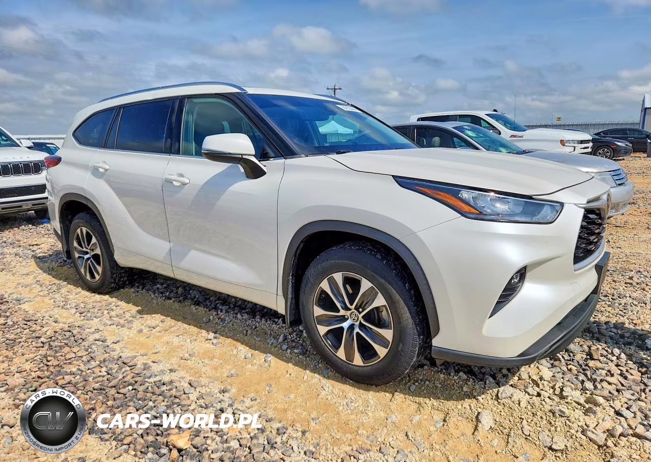 2020 Toyota Highlander Xle VIN:5TDGZRBH0LS518056 - 4