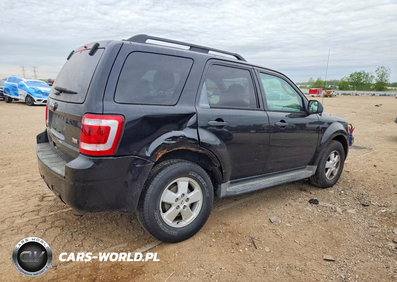 2012 Ford Escape Xlt VIN:1FMCU9DGXCKB50246 - 3
