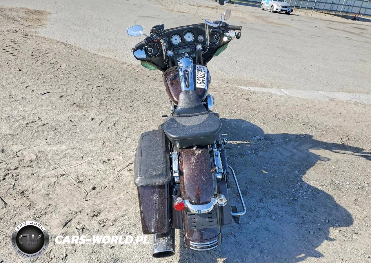 2011 Harley Davidson Flhx VIN:1HD1KBM19BB649153 - 4