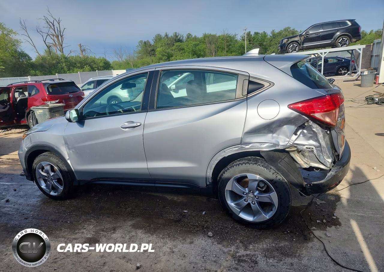 2018 Honda Hr-V Lx VIN:3CZRU6H31JG713123 - 2
