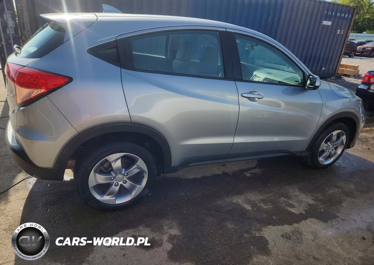 2018 Honda Hr-V Lx VIN:3CZRU6H31JG713123 - 3
