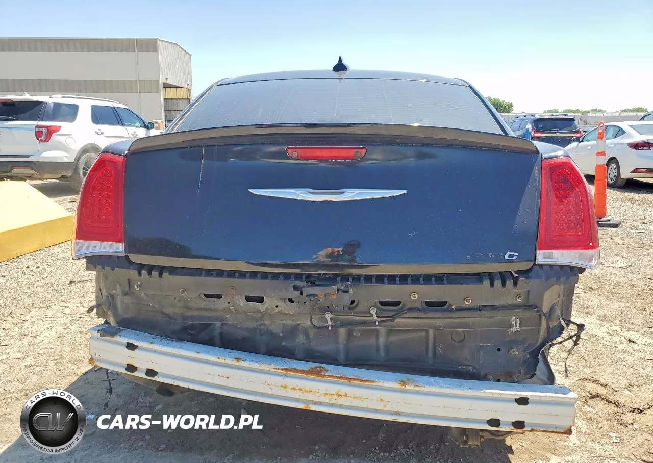 2016 Chrysler 300C VIN:2C3CCAEG3GH167382 - 6