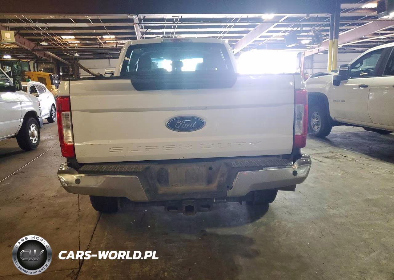 2018 Ford F250 Super Duty VIN:1FT7W2BT6JEC47480 - 6