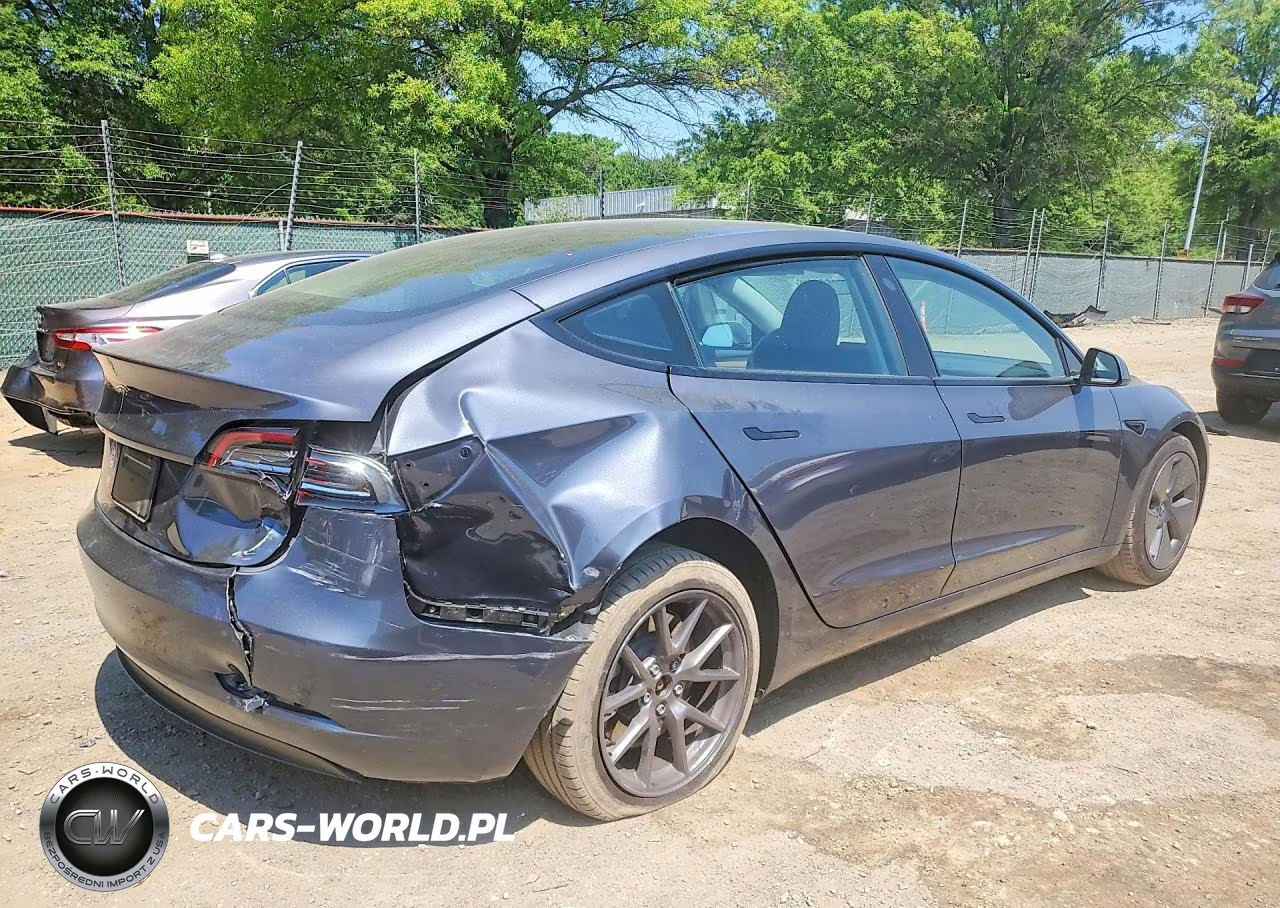 2023 Tesla Model 3 VIN:5YJ3E1EA5PF656664 - 3