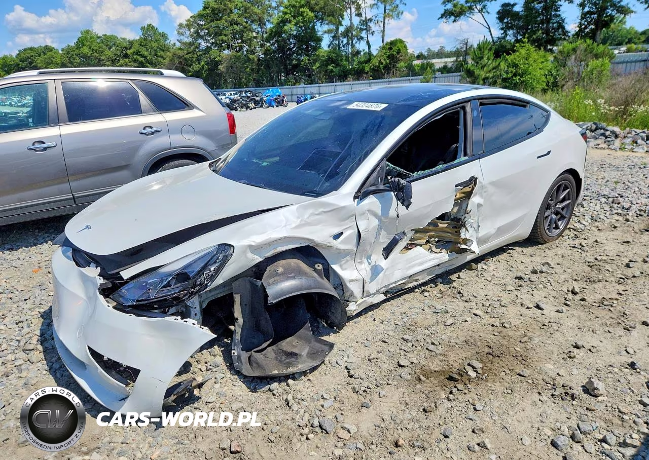2023 Tesla Model 3 – zdjęcie 1 z 12