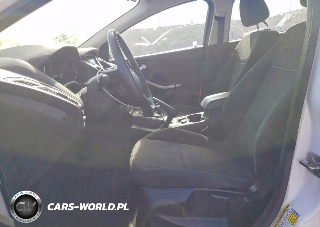 2012 Ford Focus VIN:1FAHP3M22CL257679 - 7