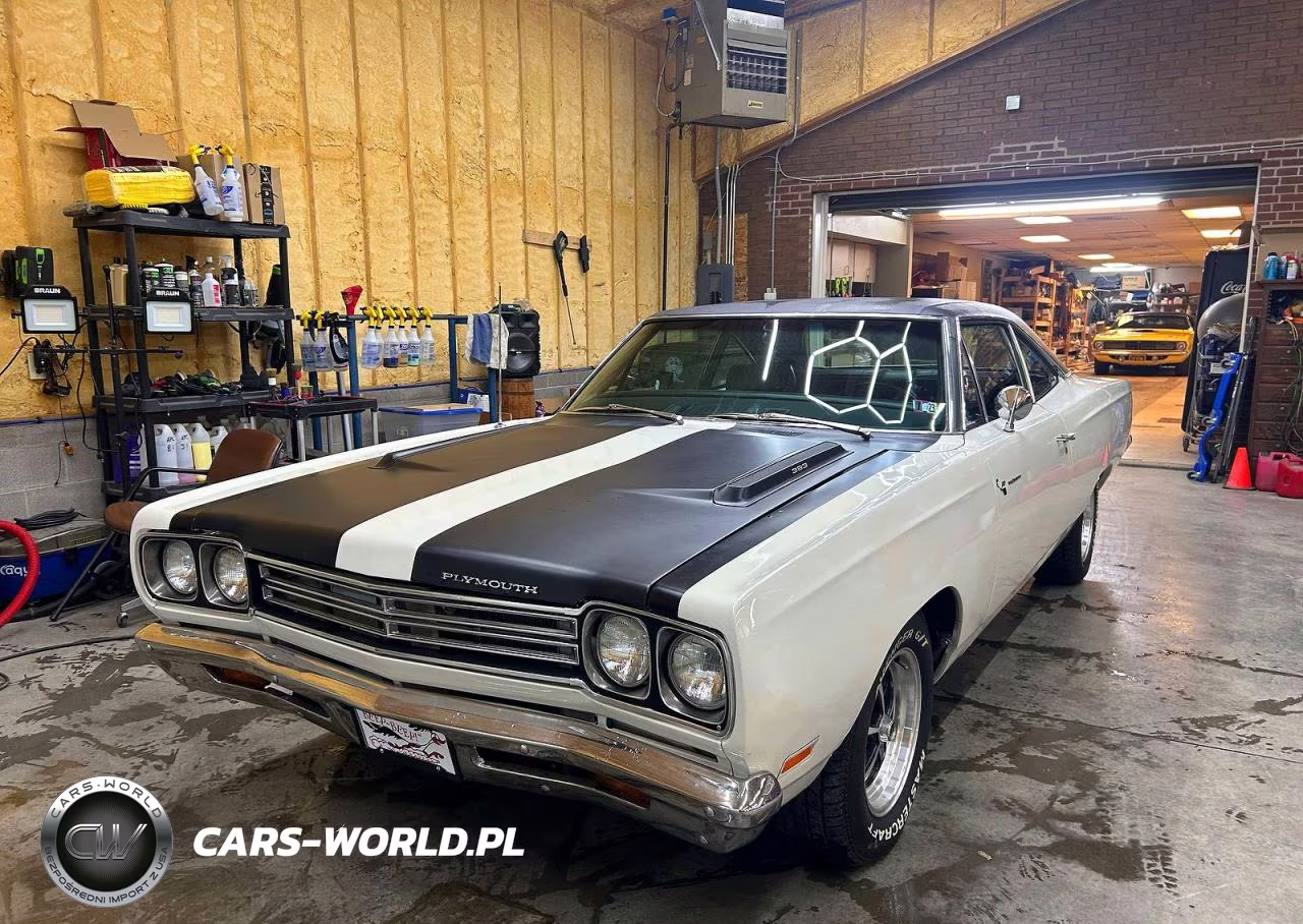 1969 Plymouth Roadrunner VIN:RN21H9A154734 - 2