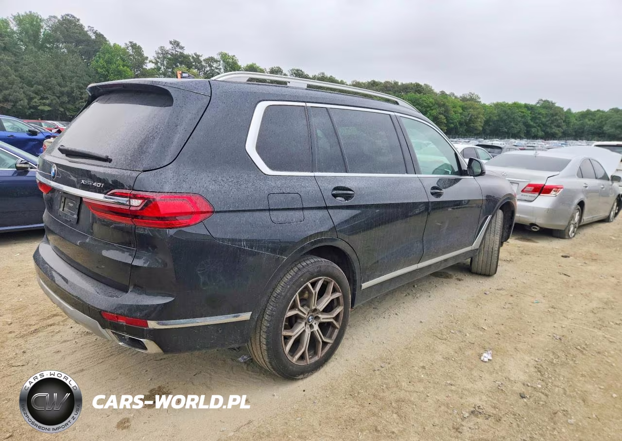 2020 BMW X7 xDrive40I VIN:5UXCW2C04L0E74736 - 3