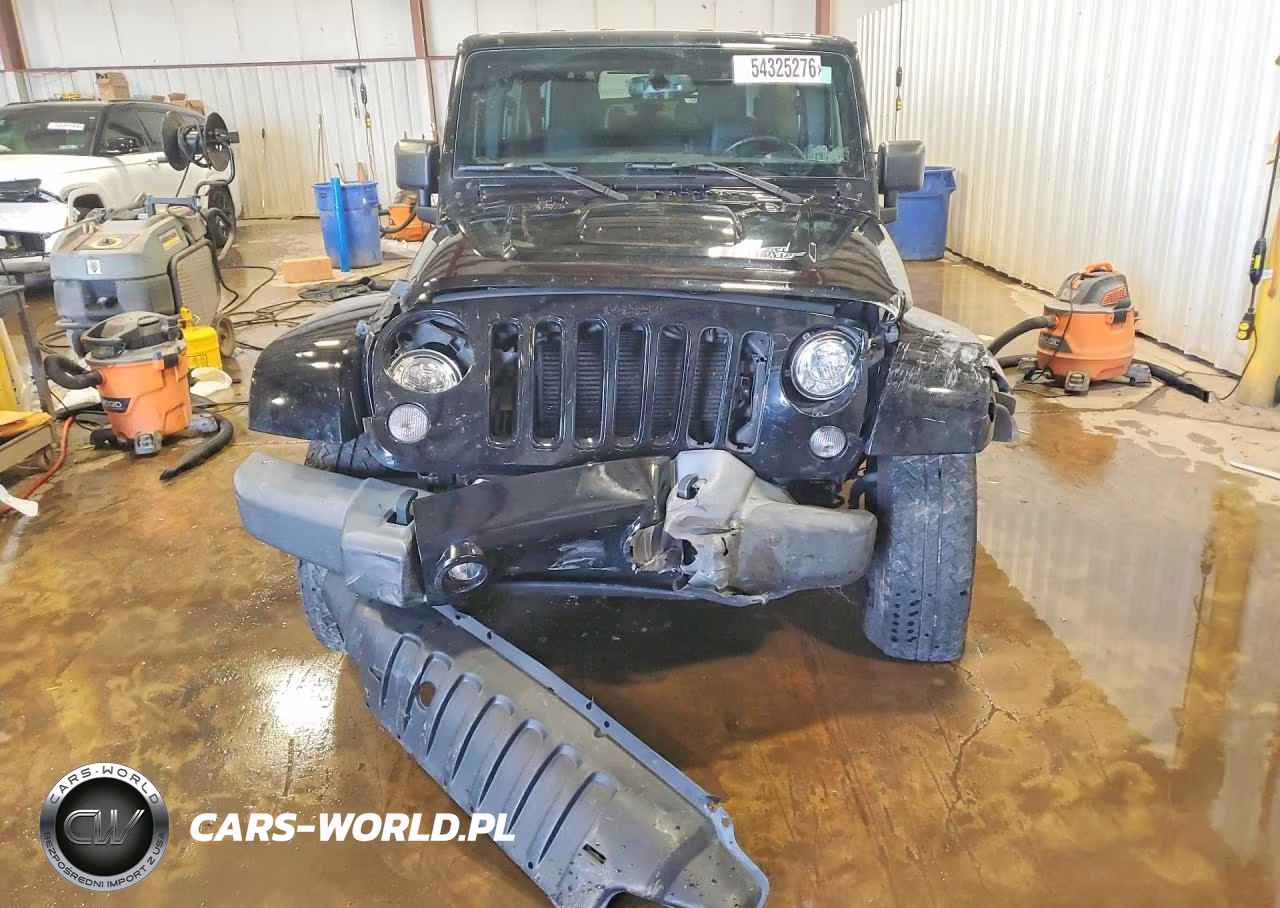 2018 Jeep Wrangler Unlimited Sahara VIN:1C4HJWEG8JL821422 - 5