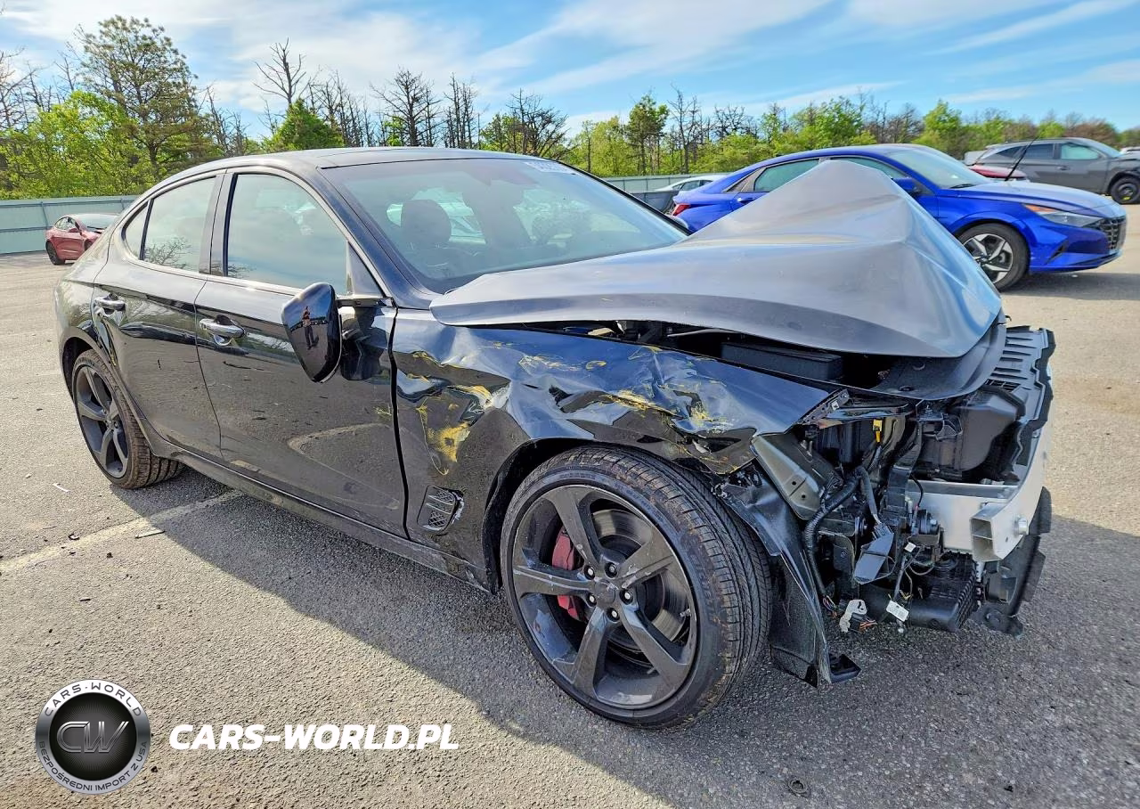2026 Genesis G70 Sport Prestige VIN:KMTG54SE5TU170577 - 4