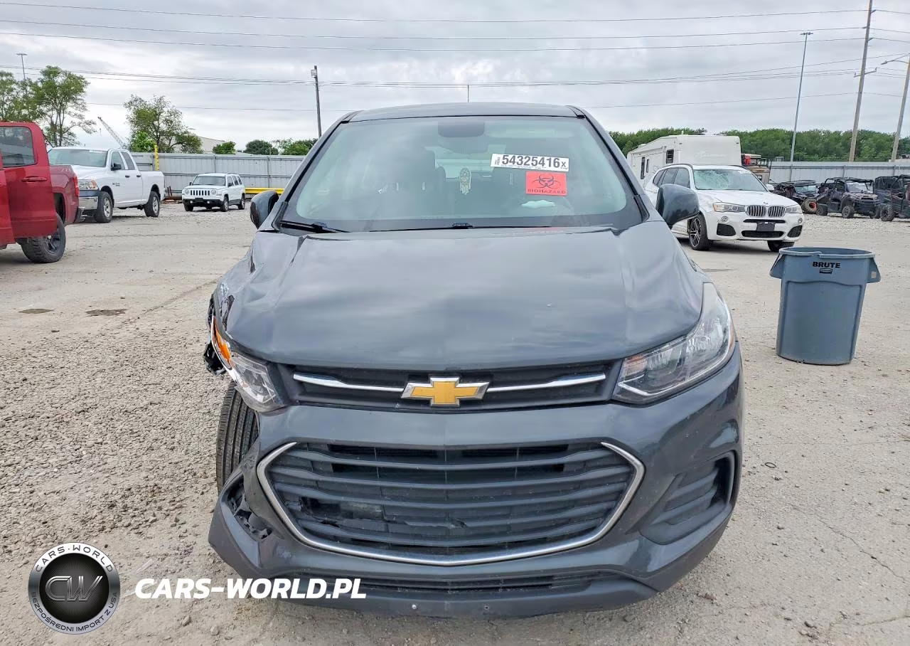 2019 Chevrolet Trax Ls VIN:3GNCJNSB2KL253999 - 5