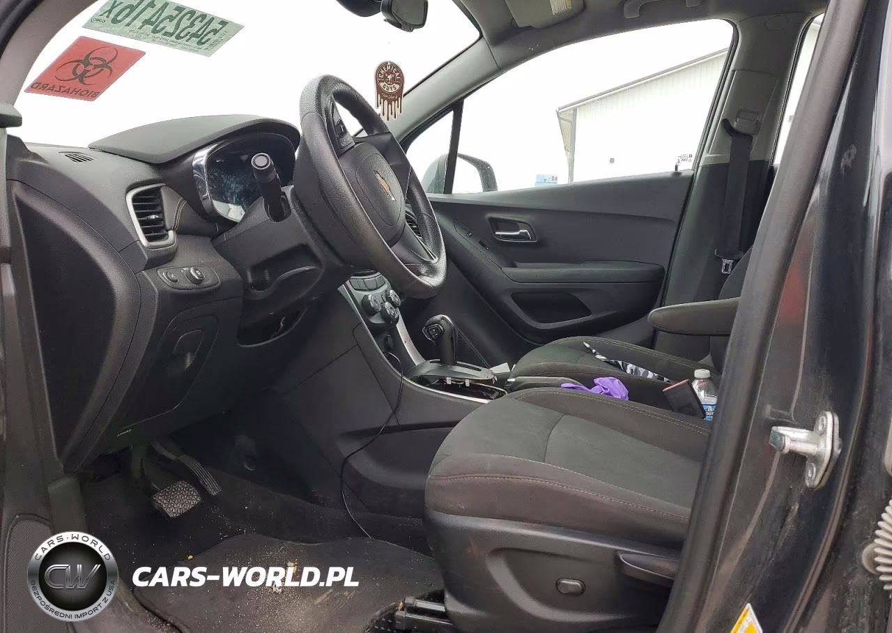 2019 Chevrolet Trax Ls VIN:3GNCJNSB2KL253999 - 7