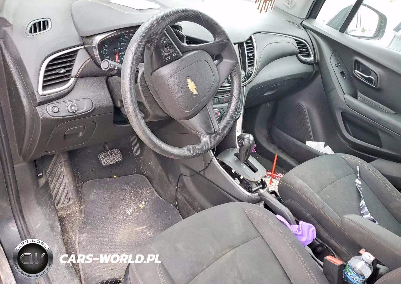 2019 Chevrolet Trax Ls VIN:3GNCJNSB2KL253999 - 8