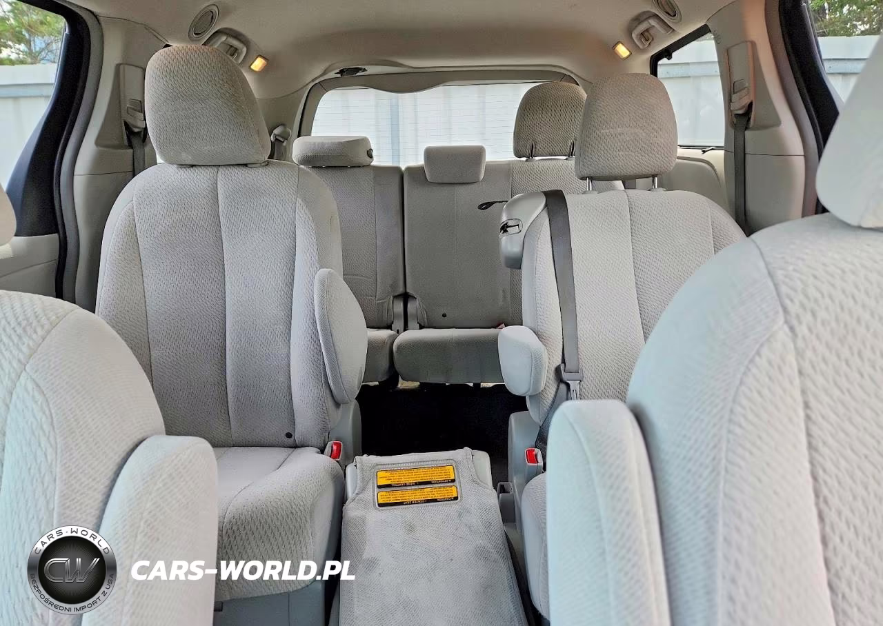 2014 Toyota Sienna Le VIN:5TDKK3DC4ES417117 - 10