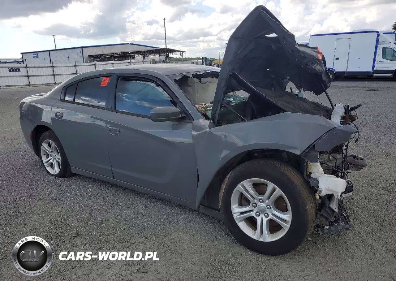 2018 Dodge Charger Sxt VIN:2C3CDXBG6JH173950 - 4