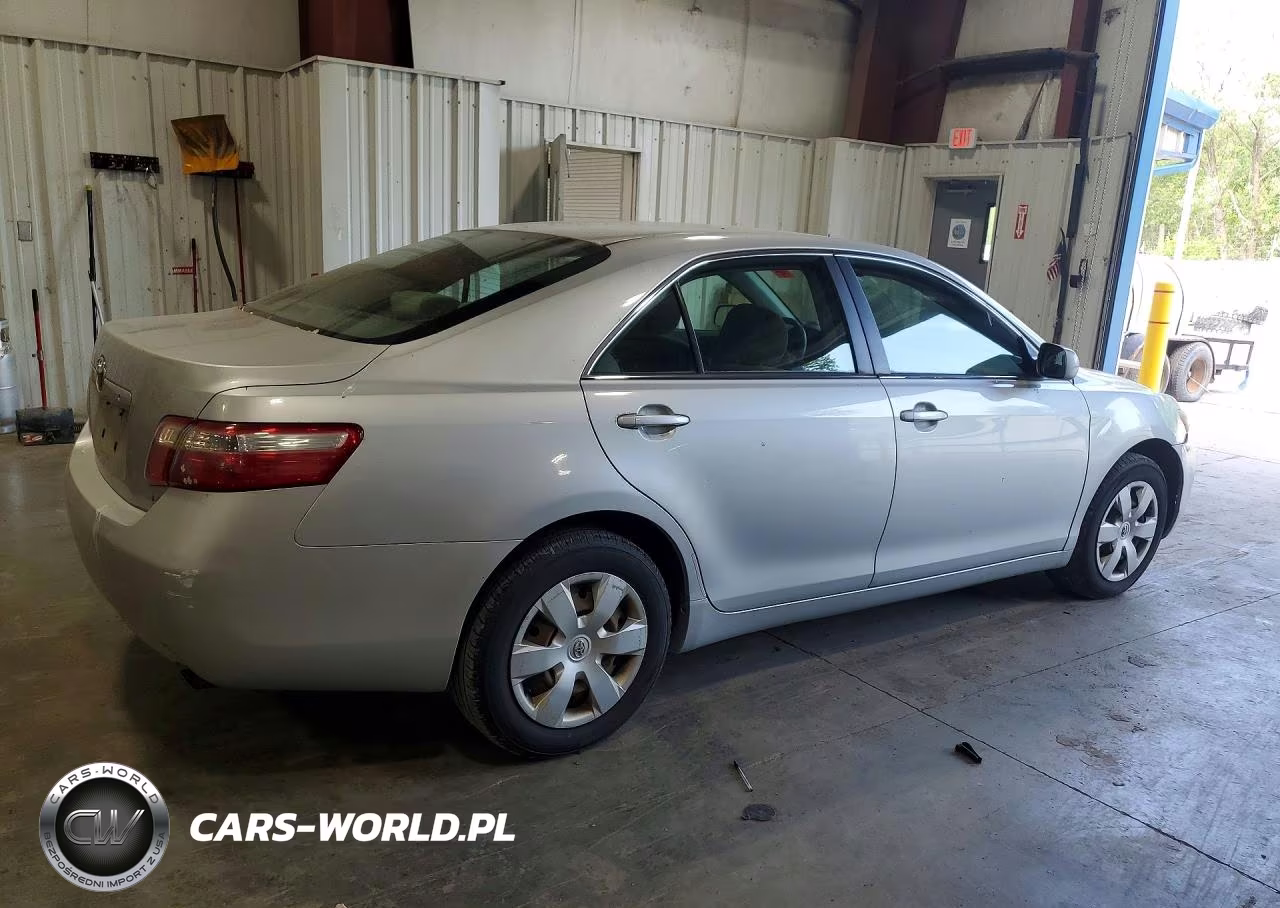 2007 Toyota Camry Le VIN:4T1BE46K27U640560 - 3