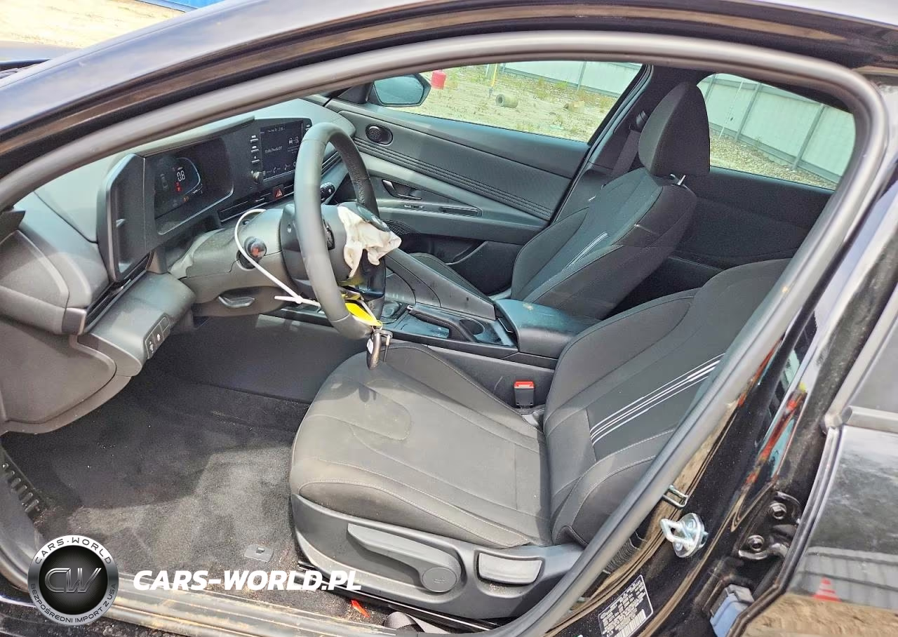 2025 Hyundai Elantra Sel Sport VIN:KMHLM4DG9SU045722 - 7