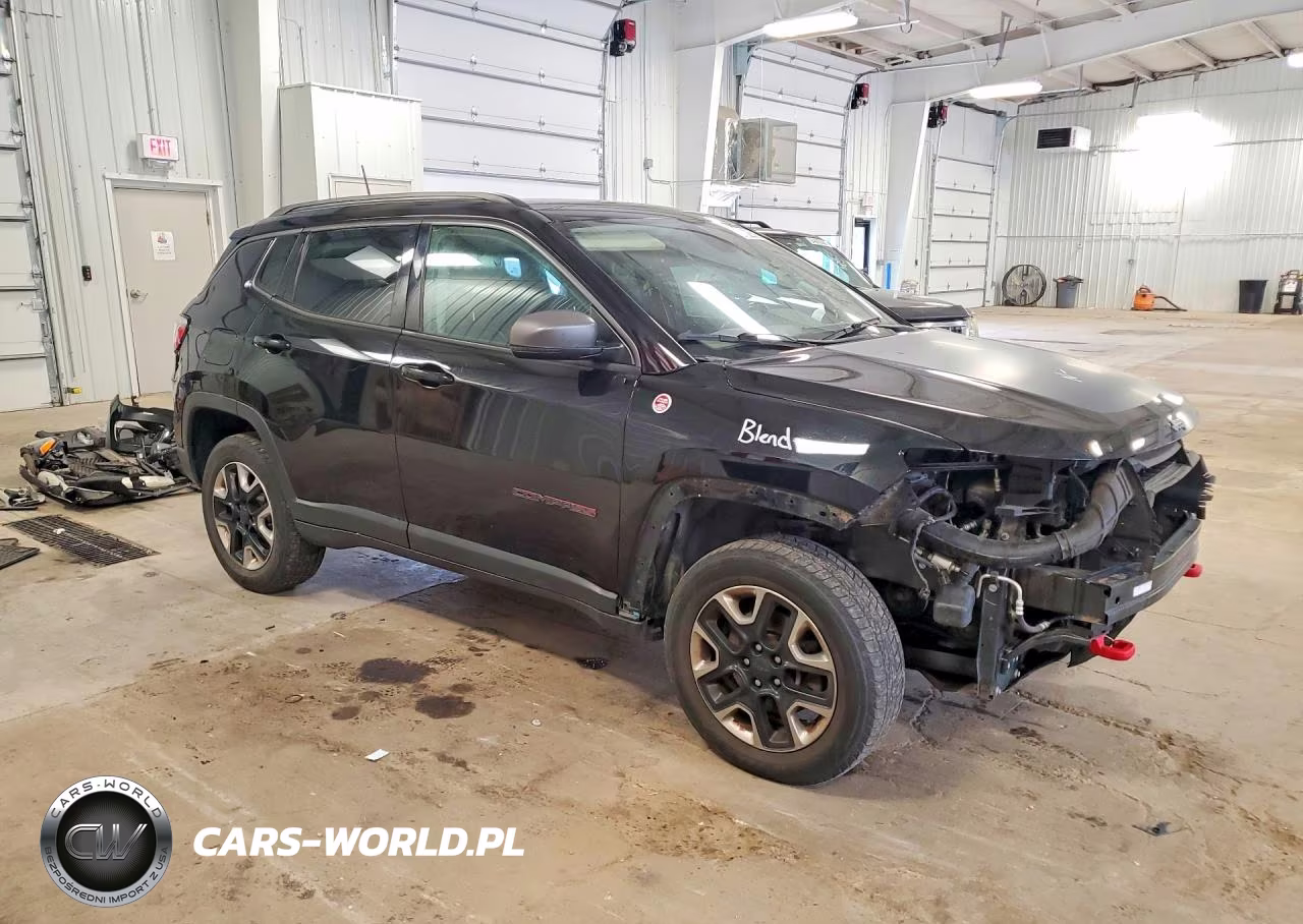 2018 Jeep Compass Trailhawk VIN:3C4NJDDB8JT280972 - 4