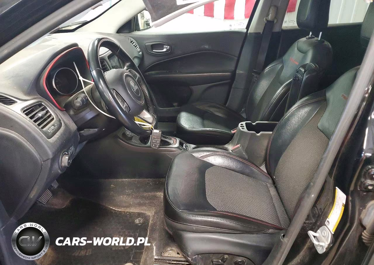 2018 Jeep Compass Trailhawk VIN:3C4NJDDB8JT280972 - 7