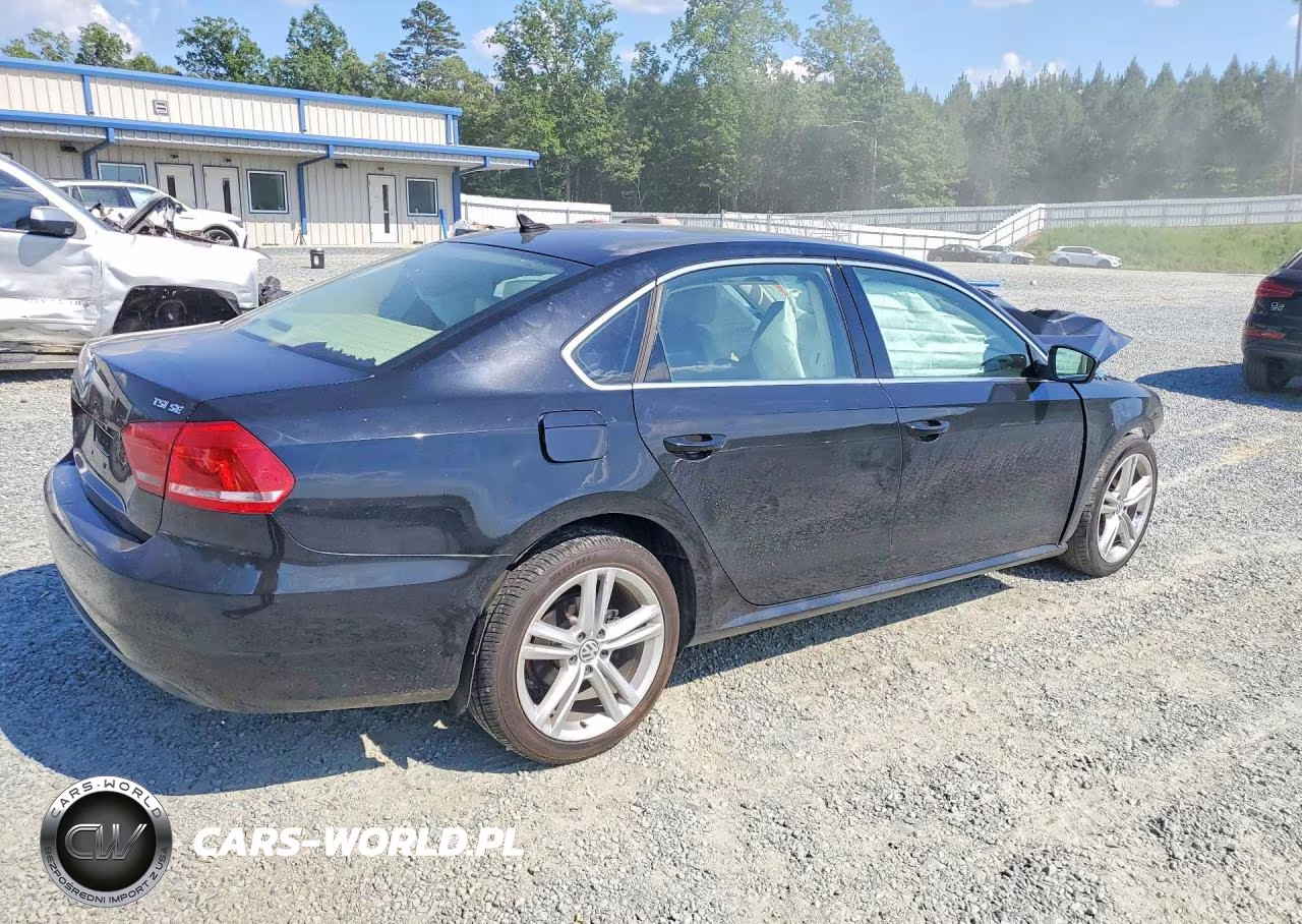 2014 Volkswagen Passat Se VIN:1VWBS7A30EC043602 - 3