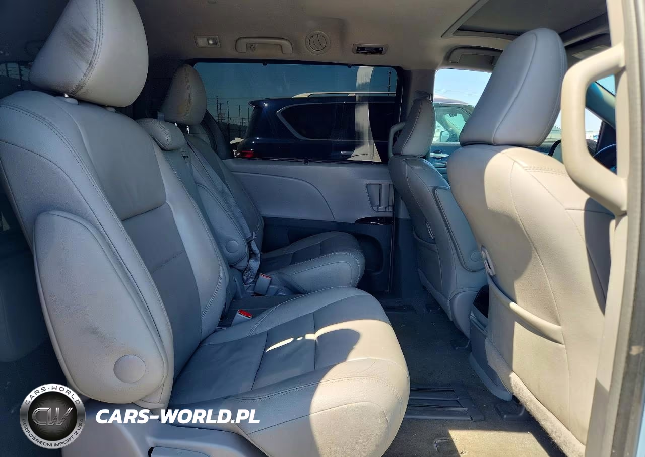2017 Toyota Sienna Xle 8-Passenger VIN:5TDYZ3DC7HS807820 - 11