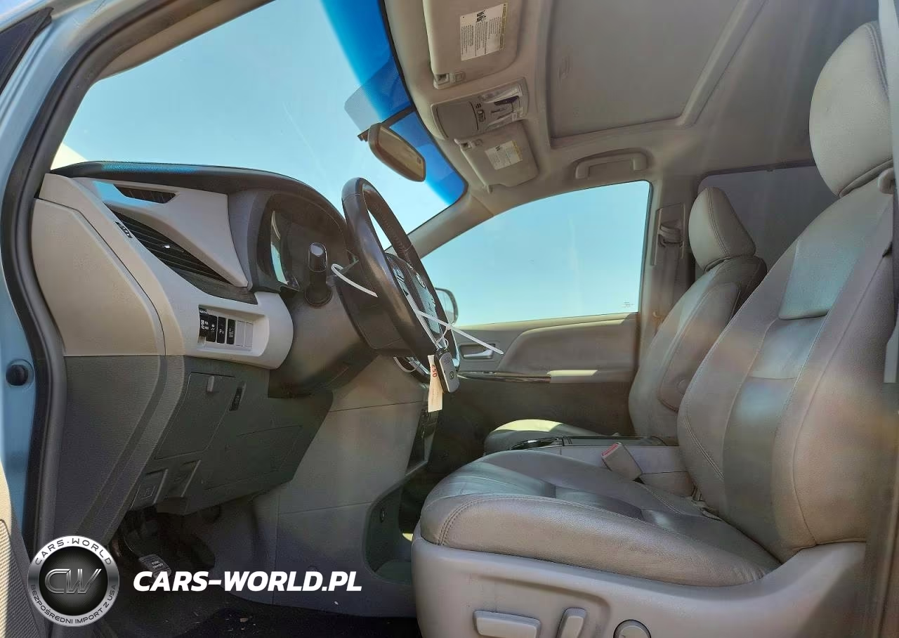 2017 Toyota Sienna Xle 8-Passenger VIN:5TDYZ3DC7HS807820 - 7