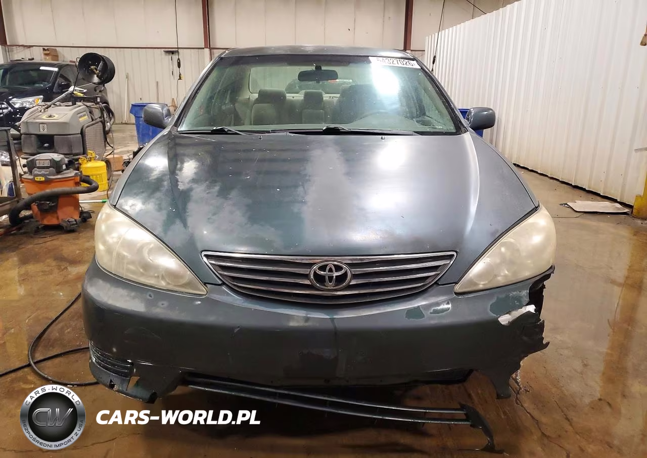 2005 Toyota Camry Le VIN:4T1BE32K95U023136 - 5