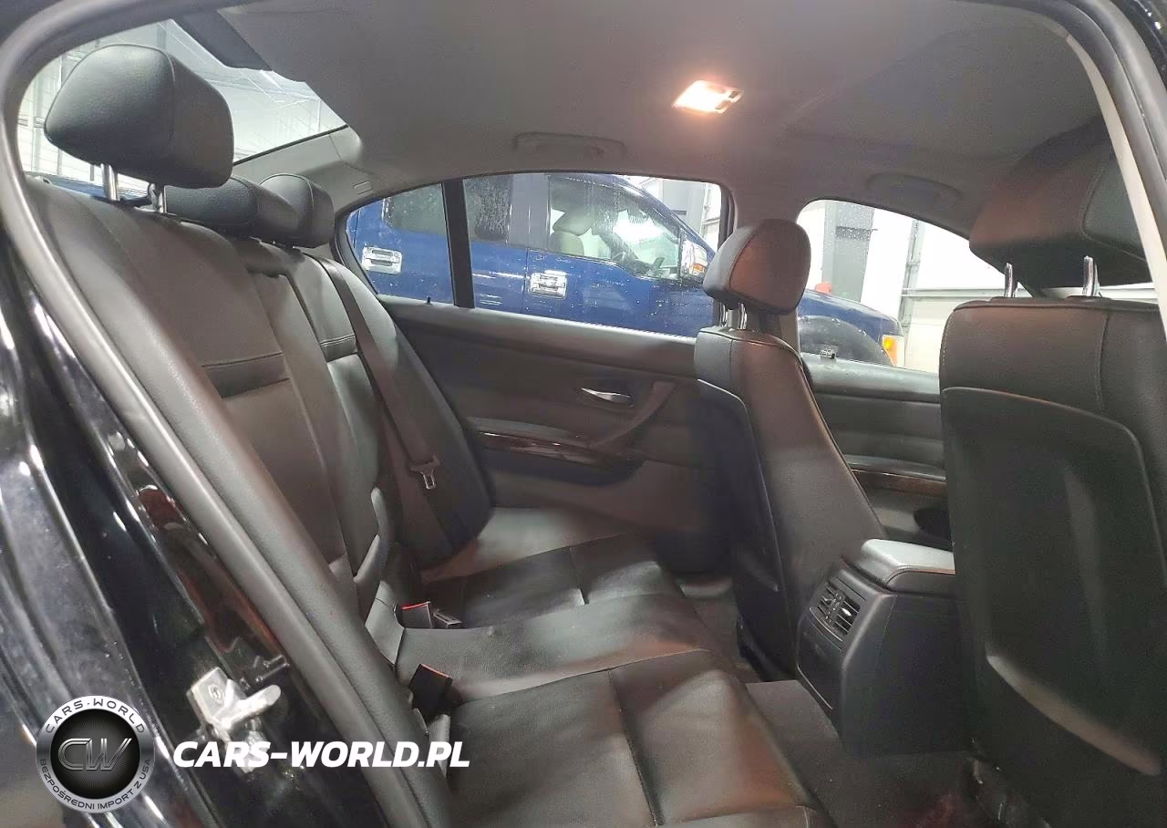 2011 BMW 328 Xi VIN:WBAPK7C5XBA817155 - 10