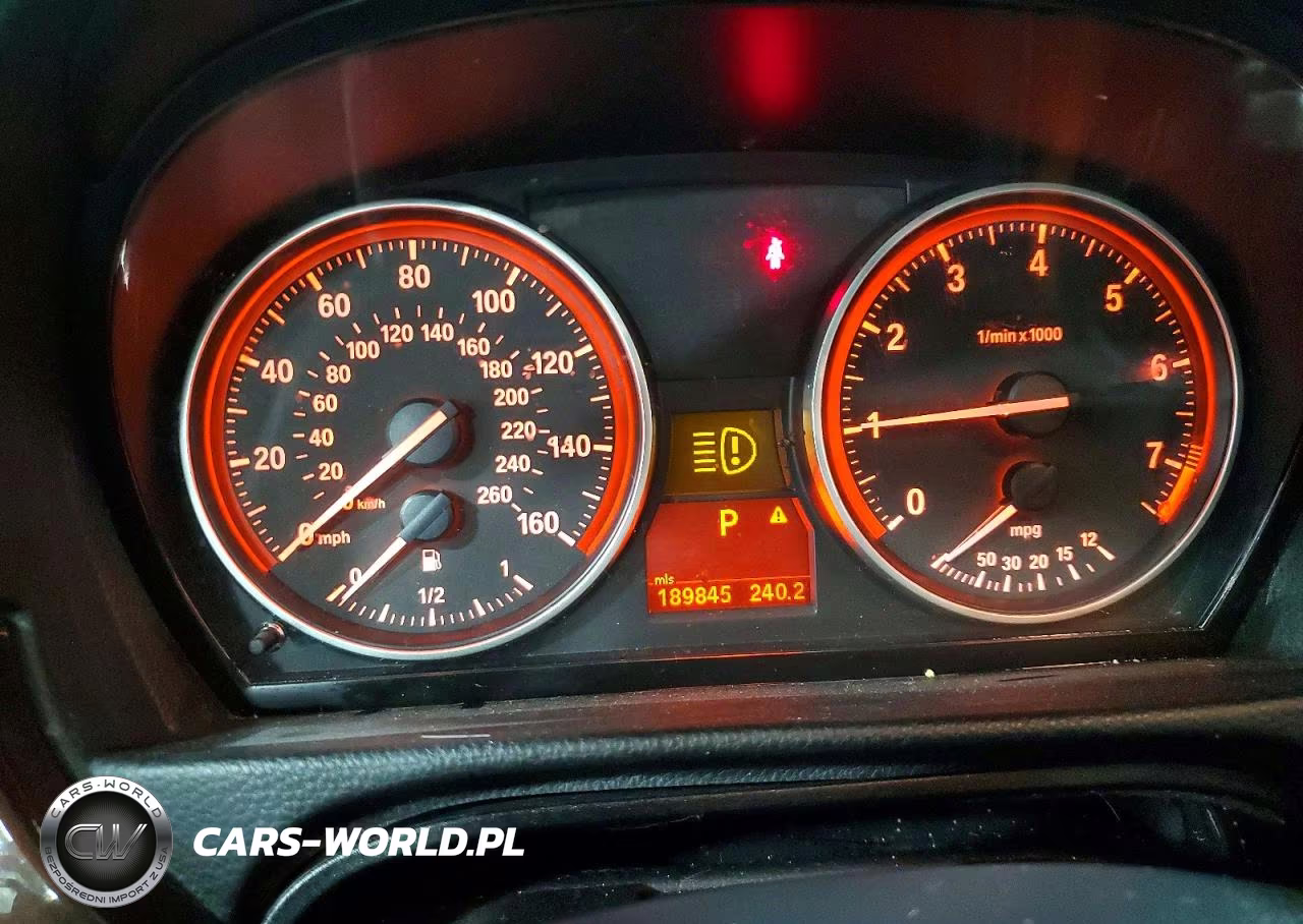 2011 BMW 328 Xi VIN:WBAPK7C5XBA817155 - 9