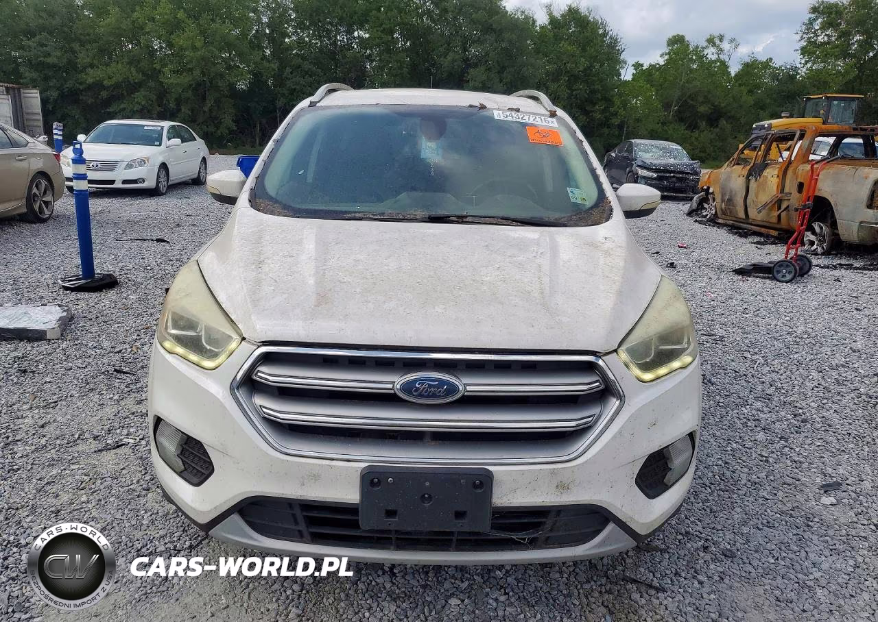 2017 Ford Escape Titanium VIN:1FMCU0J9XHUA26247 - 5