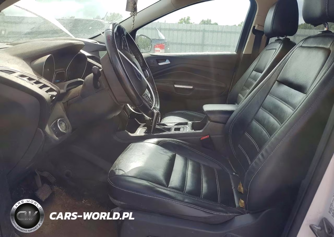 2017 Ford Escape Titanium VIN:1FMCU0J9XHUA26247 - 7