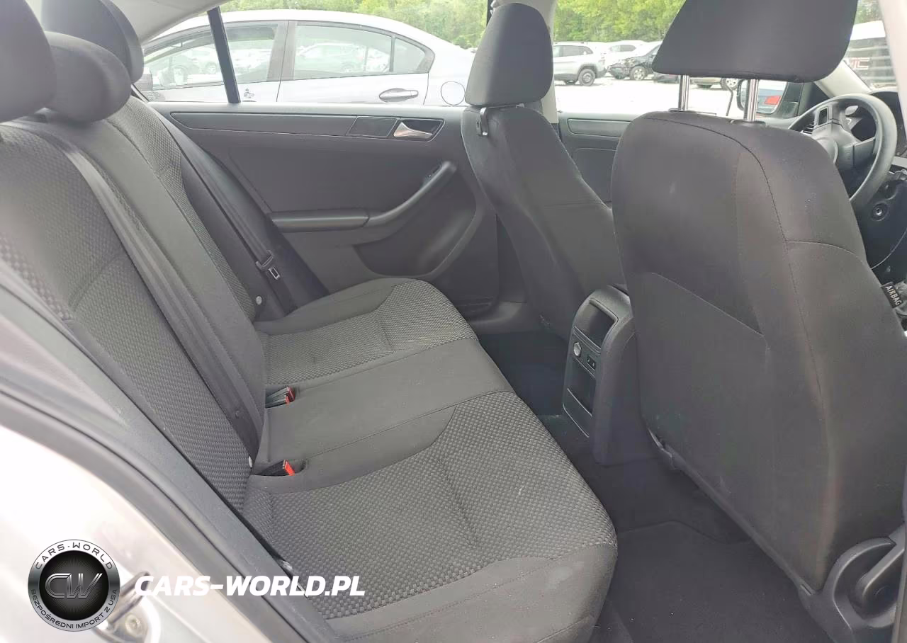 2014 Volkswagen Jetta VIN:3VW2K7AJ0EM415727 - 10