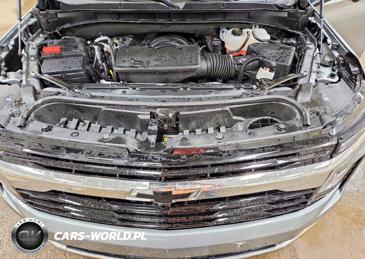 2025 Chevrolet Tahoe K1500 Ls VIN:1GNS6MRD7SR380402 - 12