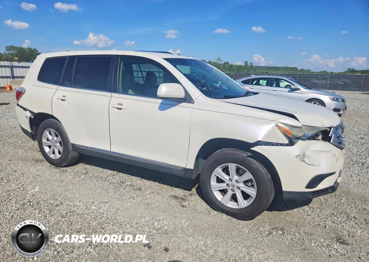 2013 Toyota Highlander VIN:5TDZA3EH5DS033924 - 4