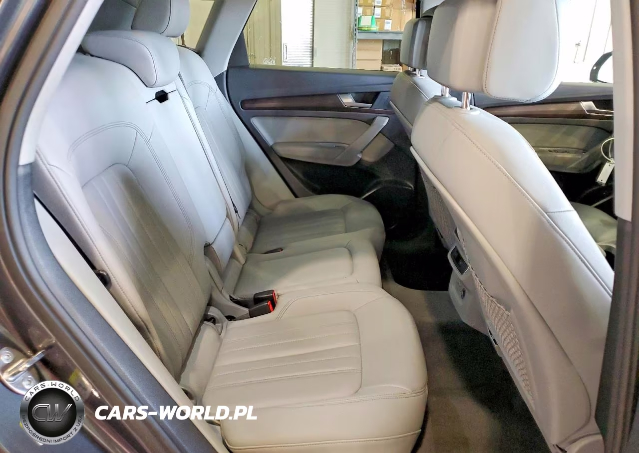 2022 Audi Q5 Premium 45 VIN:WA1GAAFY7N2100911 - 11