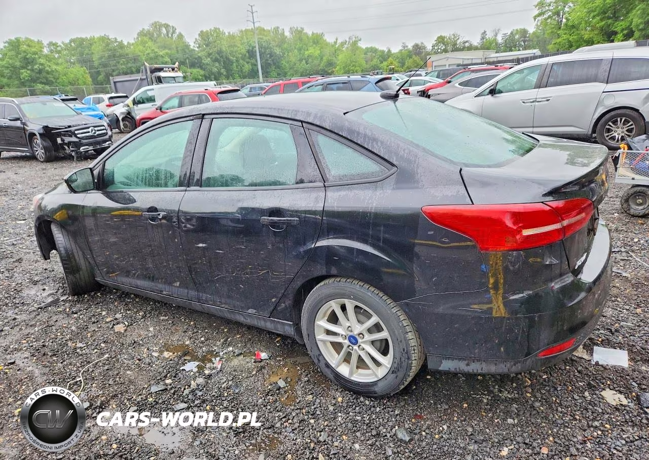 2016 Ford Focus VIN:1FADP3F20GL402865 - 2