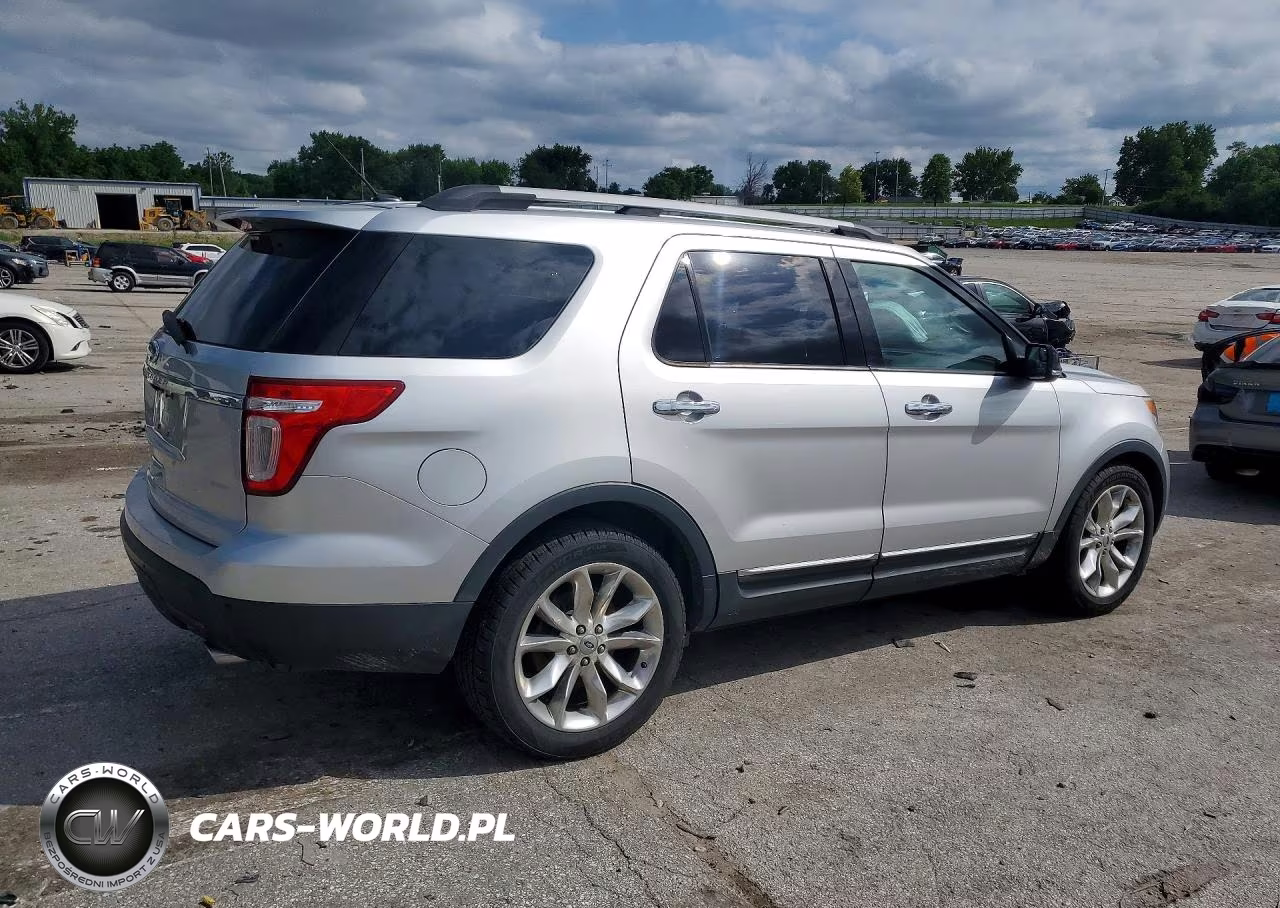 2011 Ford Explorer Xlt VIN:1FMHK7D85BGA49495 - 3