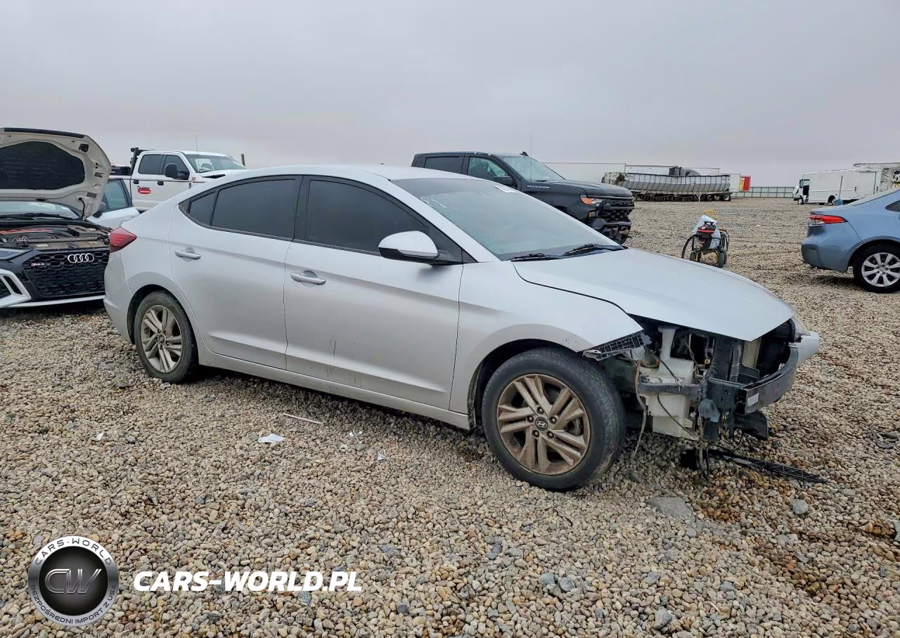 2019 Hyundai Elantra Sel VIN:5NPD84LFXKH422171 - 4
