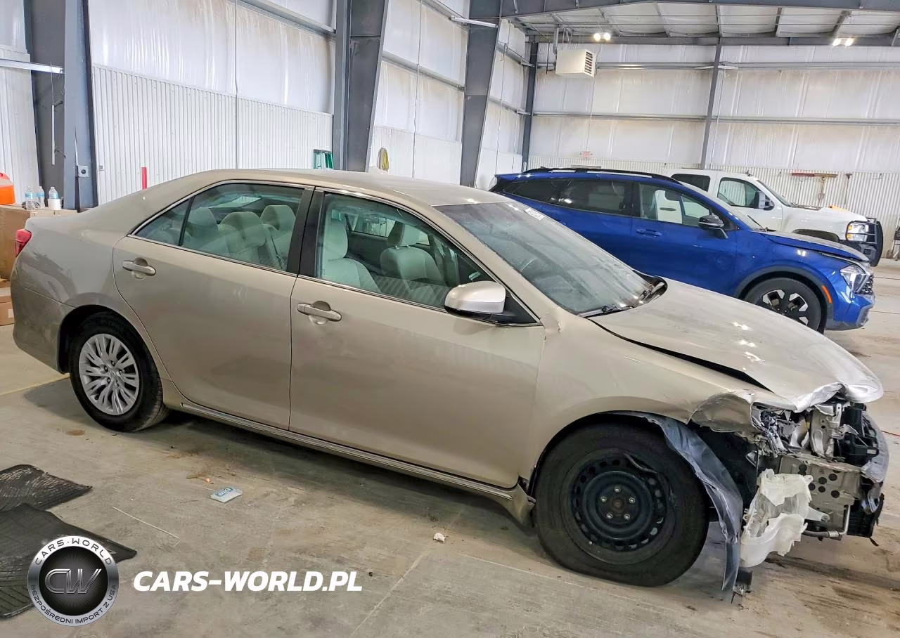 2014 Toyota Camry Le VIN:4T1BF1FK3EU843840 - 4