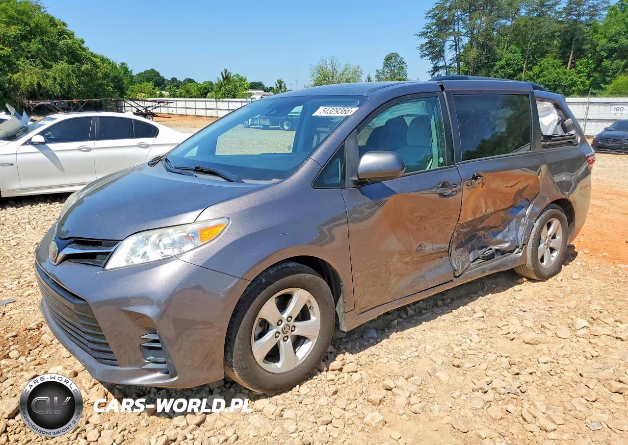 2020 Toyota Sienna Le