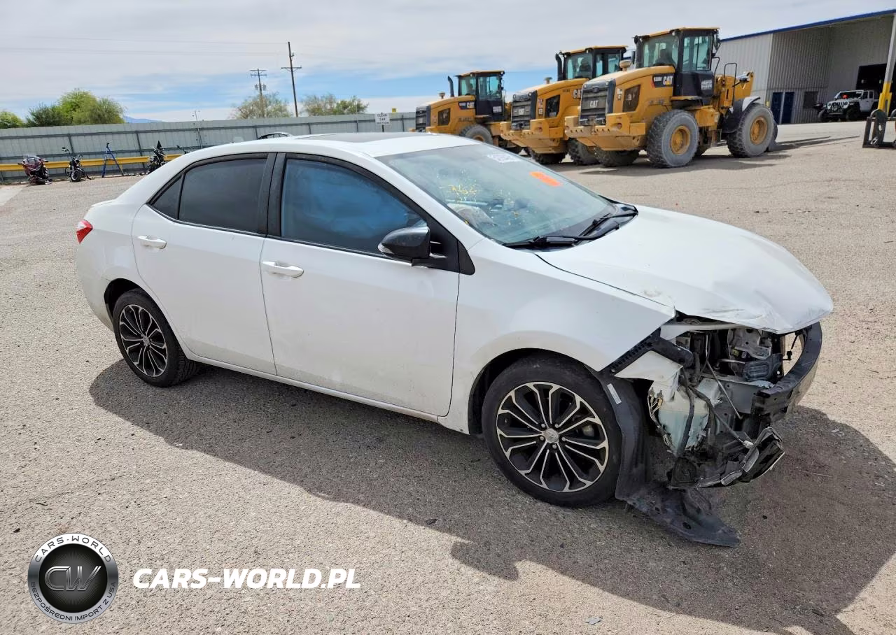 2014 Toyota Corolla S Plus VIN:5YFBURHE0EP114420 - 4