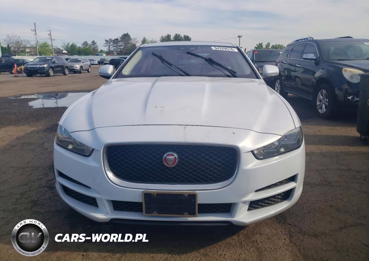 2017 Jaguar Xe Prestige VIN:SAJAK4BN9HA971696 - 5