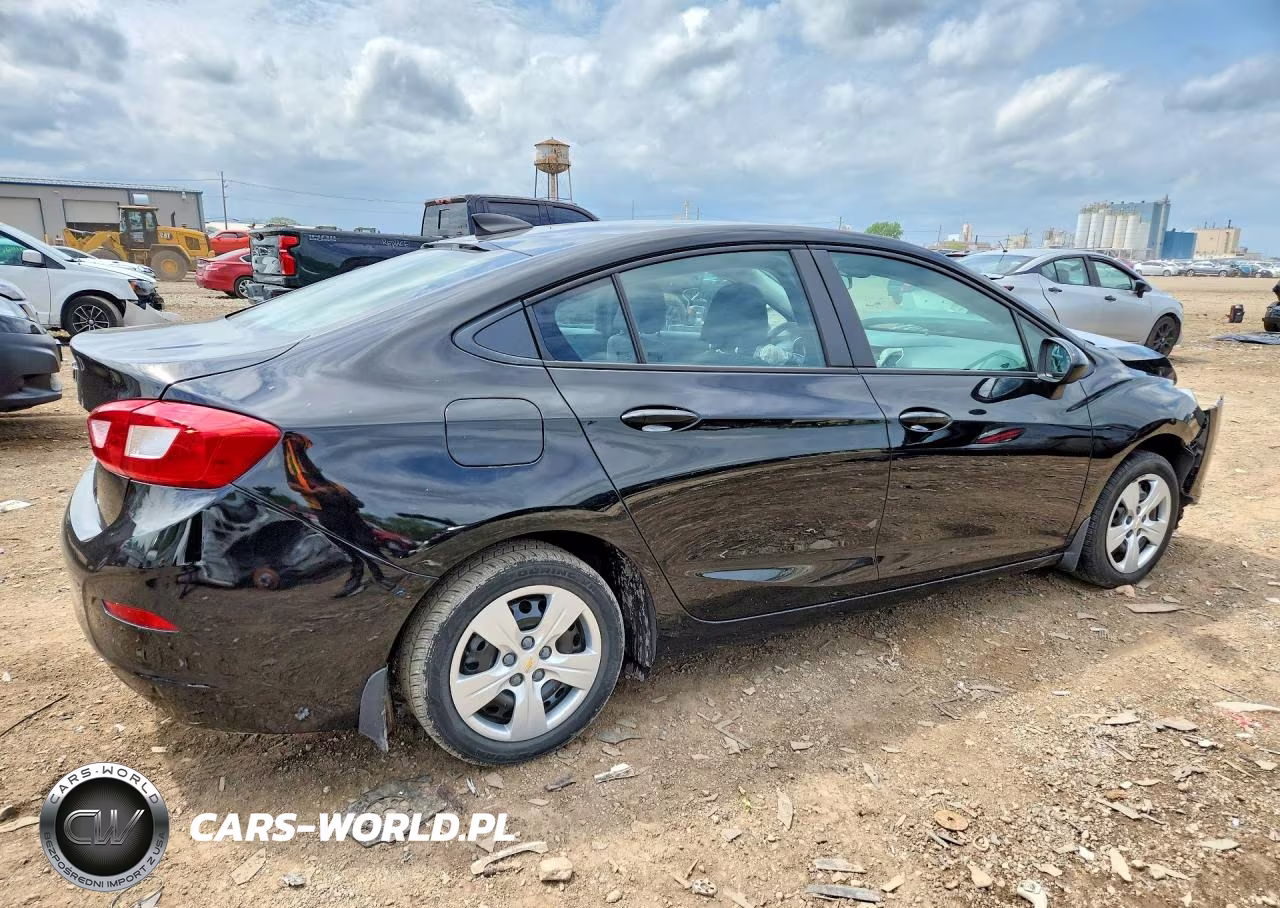 2017 Chevrolet Cruze Ls VIN:1G1BC5SM5H7255655 - 3